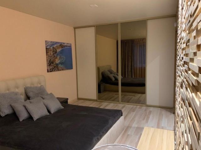 Oak Lounge Lux Apartment 里加 外观 照片